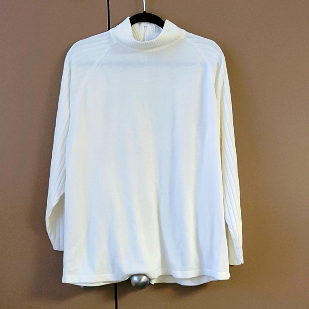 Carolyn Taylor 2X White Pullover Zip Sweater